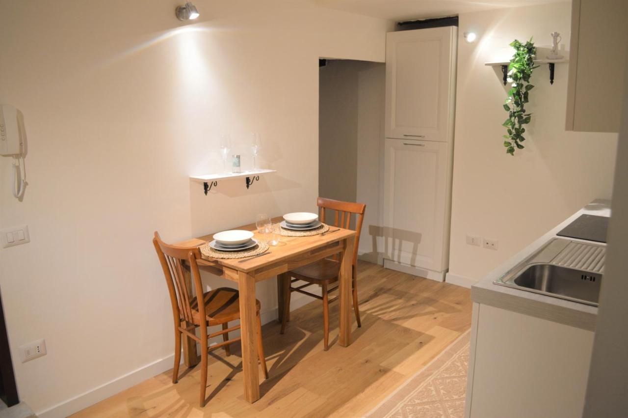 Domu 600 - Suite Mini Appartamento Cagliari Centro Storico Extérieur photo