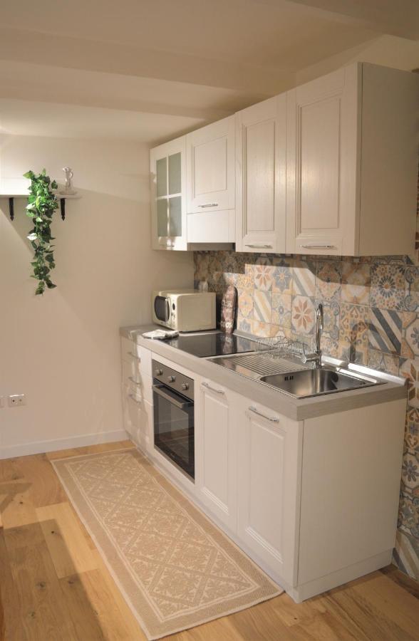 Domu 600 - Suite Mini Appartamento Cagliari Centro Storico Extérieur photo